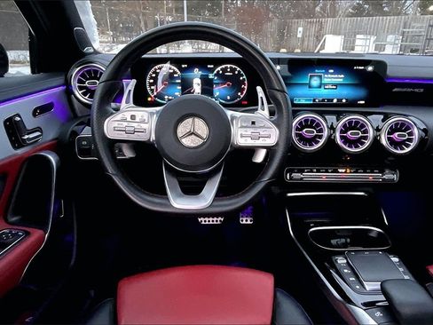 Used 2021 Mercedes-Benz A 35 AMG 4MATIC image 5