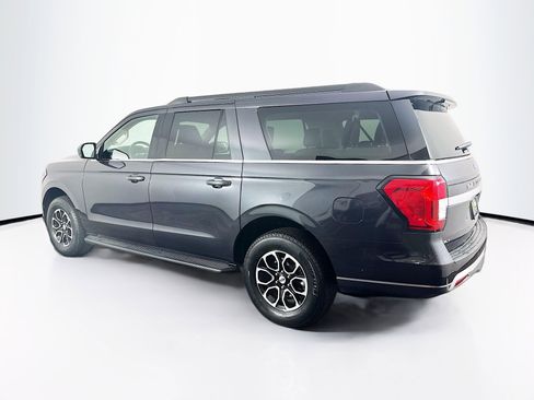 Used 2024 Ford Expedition Max XLT image 5