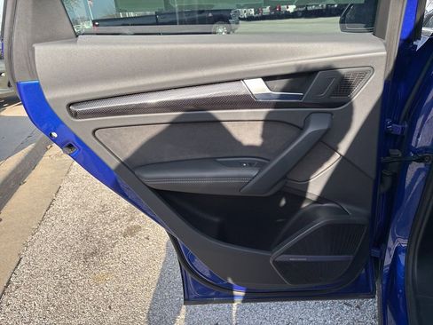 Used 2023 Audi SQ5 Premium Plus w/ Premium Plus Package image 36