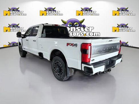 Used 2023 Ford F250 Platinum image 6