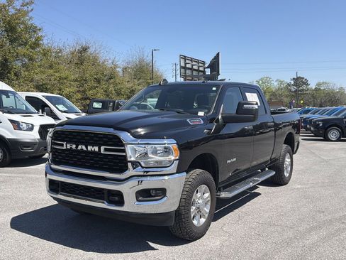 Used 2024 RAM 2500 Big Horn AWD/4WD image 14
