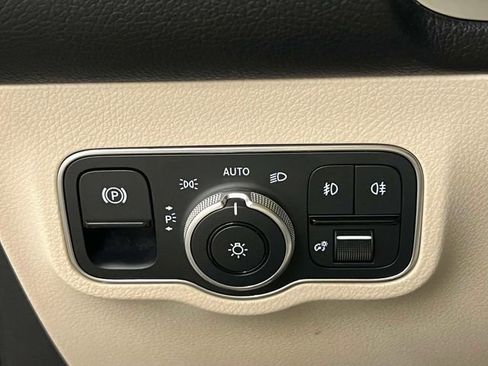 Certified 2021 Mercedes-Benz GLB 250 GLB 250 image 20