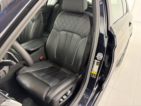 Certified 2023 BMW M550i xDrive w/ Executive Package image 13