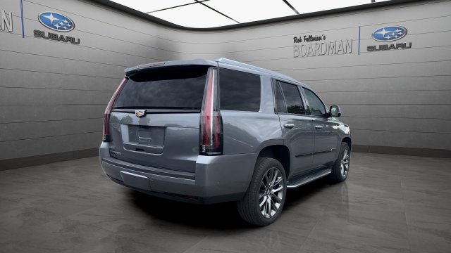 Used 2019 Cadillac Escalade Luxury w/ Escalade Sport Edition AWD/4WD image 5