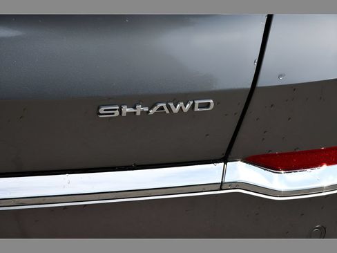 Used 2024 Acura MDX SH-AWD w/ Technology Package image 28