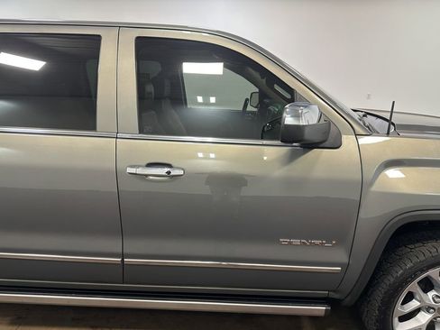 Used 2018 GMC Sierra 1500 Denali w/ Denali Ultimate Package image 38