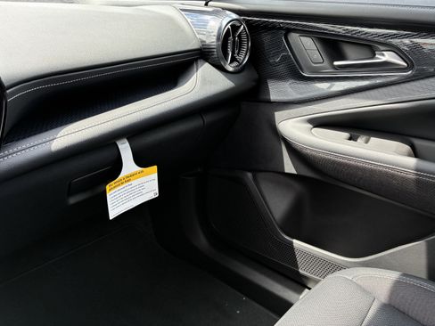Used 2026 Chevrolet Blazer EV LT FWD image 34