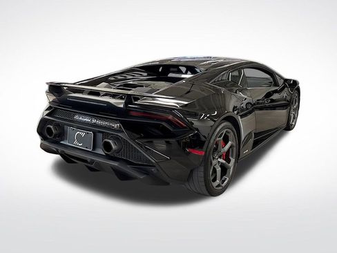 Used 2024 Lamborghini Huracan Tecnica image 4