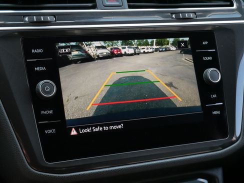 Certified 2023 Volkswagen Tiguan SE AWD/4WD image 31