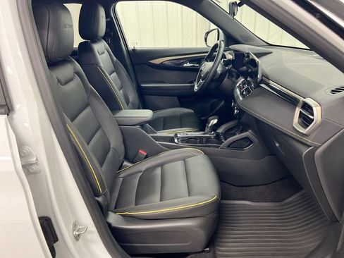 Used 2024 Chevrolet TrailBlazer ACTIV w/ Driver Confidence Package FWD image 21