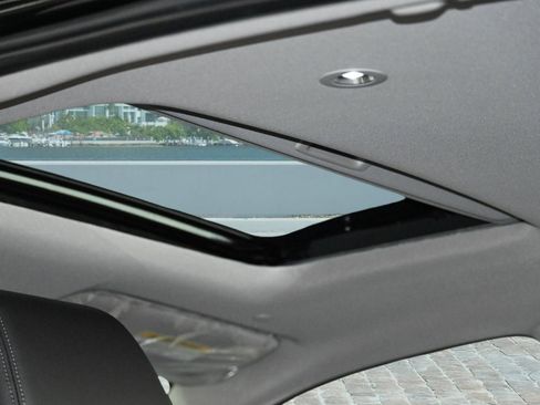 New 2027 Honda HR-V EX-L image 24