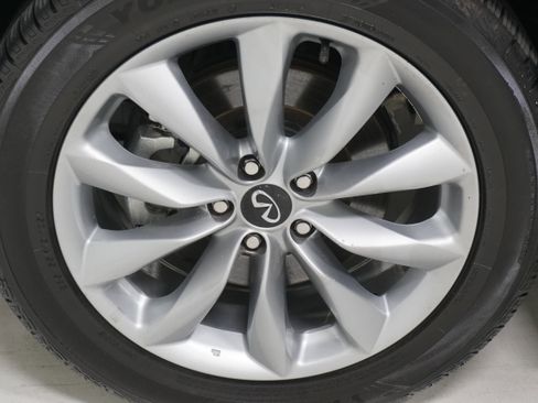 Used 2021 INFINITI QX50 Essential w/ Convenience Package image 28