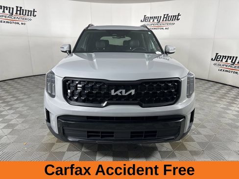 Used 2024 Kia Telluride EX X-Line image 3