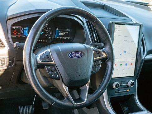 Used 2023 Ford Edge SEL image 13