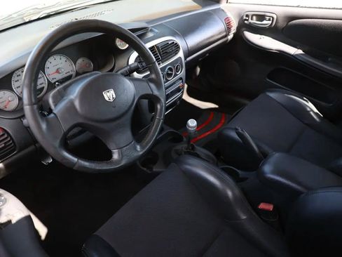 Used 2003 Dodge Neon image 4