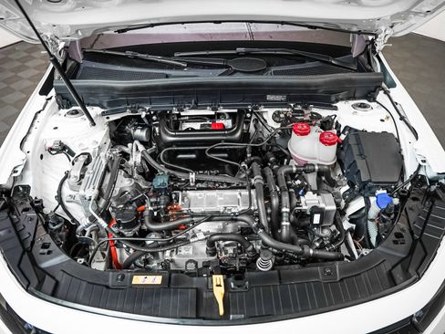 Certified 2024 Mercedes-Benz EQB 300 4MATIC image 4