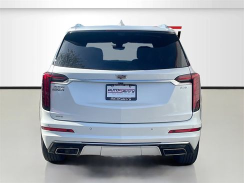 Used 2022 Cadillac XT6 Premium Luxury w/ Technology Package image 6