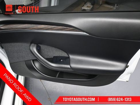 Used 2022 Tesla Model S AWD/4WD image 28
