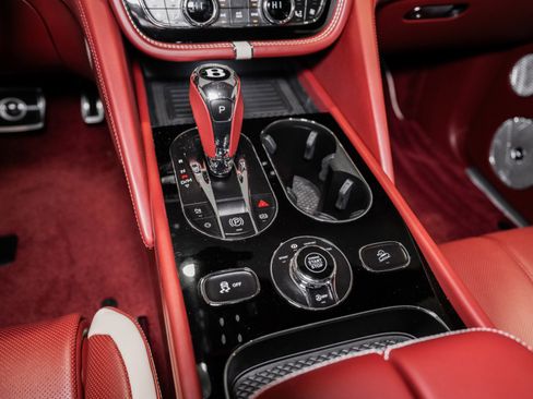 New 2026 Bentley Bentayga Speed image 42