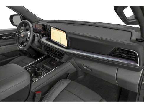 Used 2025 Chevrolet Suburban Premier RWD image 10