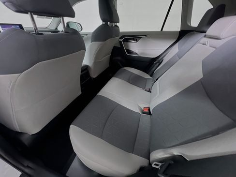 Used 2023 Toyota RAV4 XLE w/ Convenience Package FWD image 28