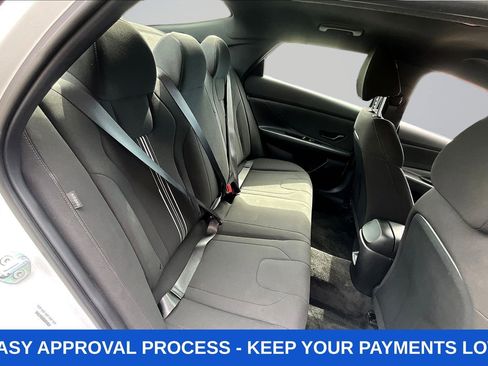 Used 2025 Hyundai Elantra Sport FWD image 31