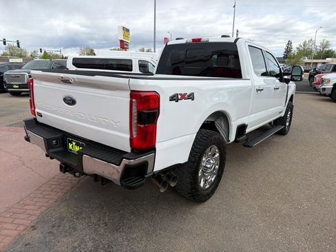 Used 2023 Ford F350 Lariat w/ Lariat Ultimate Package AWD/4WD image 3