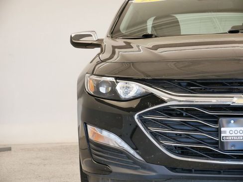 Used 2020 Chevrolet Malibu LT image 48