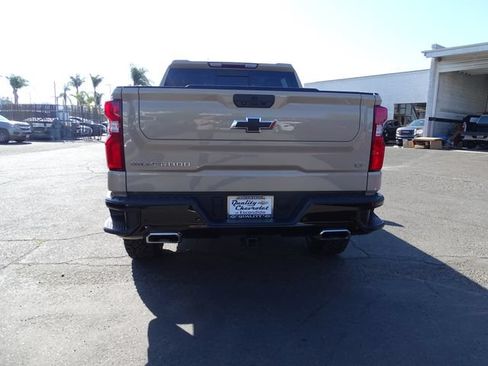 Certified 2022 Chevrolet Silverado 1500 LT Trail Boss w/ LT Trail Boss Premium Package AWD/4WD image 3