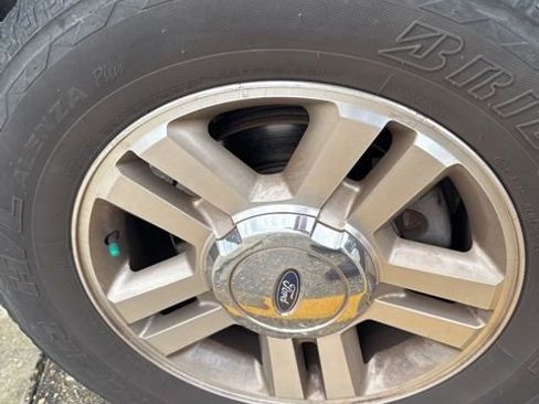 Used 2006 Ford F150 Lariat image 22