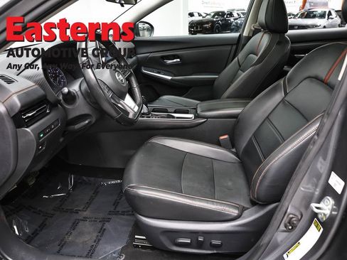 Used 2023 Nissan Sentra SR w/ SR Premium Package image 14