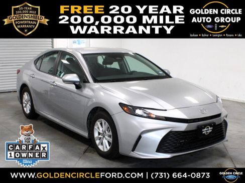 Used 2025 Toyota Camry LE FWD image 1
