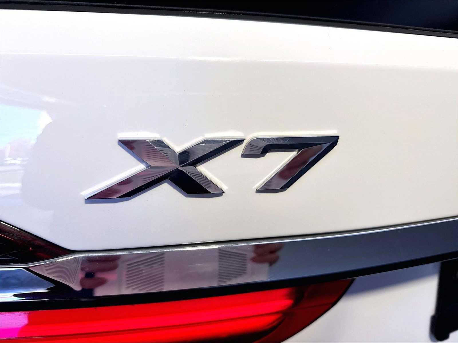 Used 2022 BMW X7 xDrive40i w/ Premium Package AWD/4WD image 35
