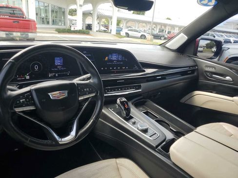 Used 2022 Cadillac Escalade Sport w/ Touring Package AWD/4WD image 14