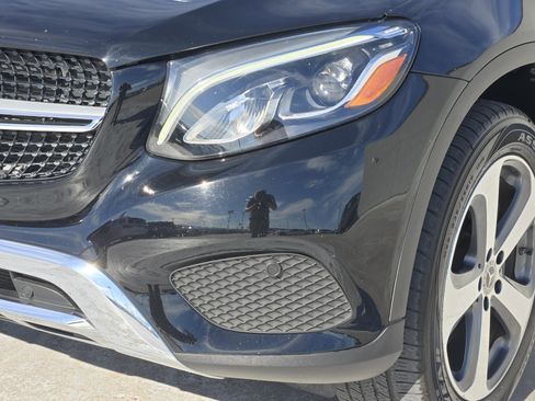 Used 2019 Mercedes-Benz GLC 300 4MATIC Coupe image 10