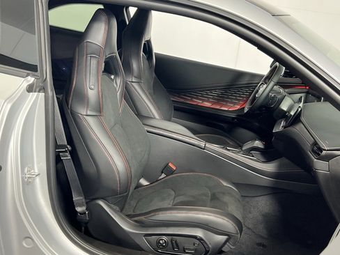 Used 2025 Dodge Charger R/T Scat Pack w/ Track Pack image 29