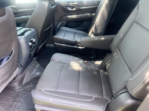 Used 2023 GMC Yukon Denali w/ Denali Reserve Package AWD/4WD image 23