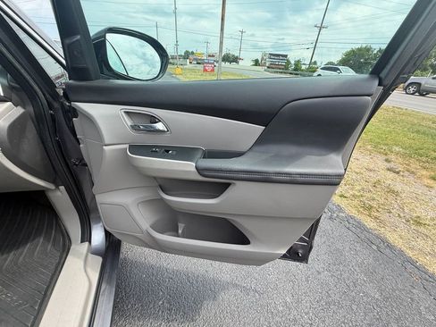 Used 2016 Honda Odyssey Touring Elite image 22