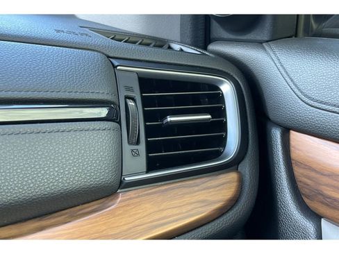 Certified 2020 Honda CR-V Touring image 30