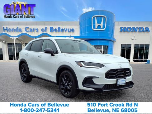 Used 2024 Honda HR-V Sport image 11