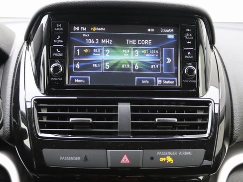 Used 2023 Mitsubishi Eclipse Cross ES image 10