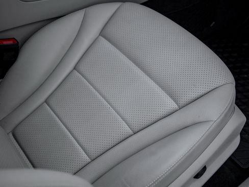 Used 2018 Mercedes-Benz GLC 300 GLC 300 image 39