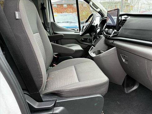 Used 2023 Ford Transit 350 XLT image 18