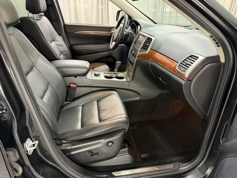 Used 2013 Jeep Grand Cherokee Limited AWD/4WD image 7