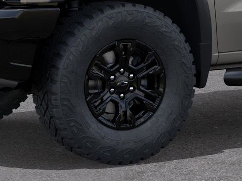 New 2026 Chevrolet Silverado 1500 ZR2 AWD/4WD image 9