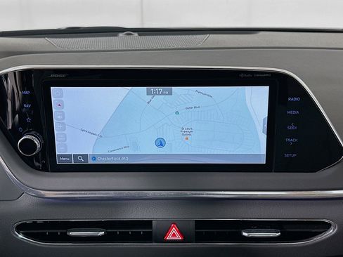 Used 2022 Hyundai Sonata Limited w/ Preferred Accessory Package image 22