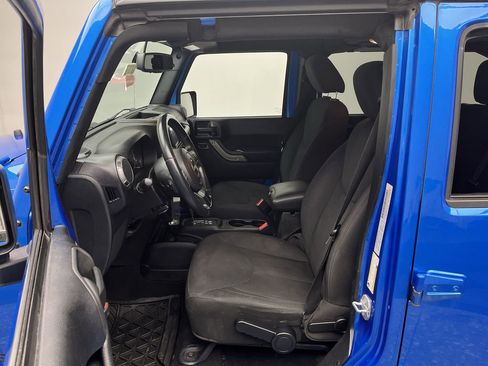 Used 2015 Jeep Wrangler Unlimited Sport w/ Quick Order Package 24S image 3