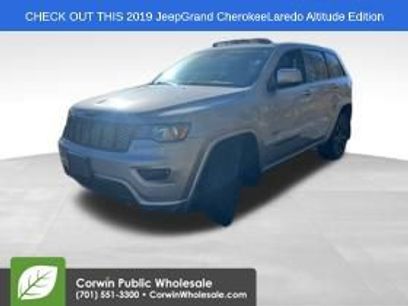 Used 2019 Jeep Grand Cherokee Altitude