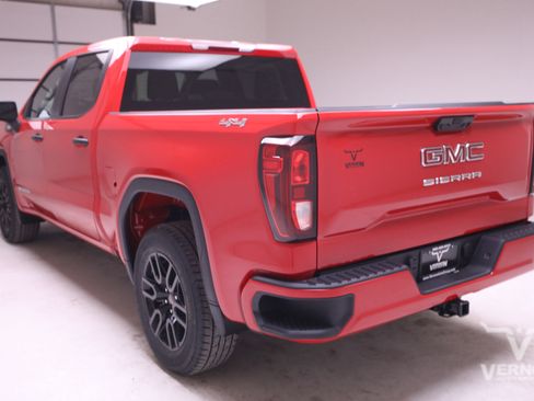 New 2026 GMC Sierra 1500 Pro w/ Graphite Edition image 3