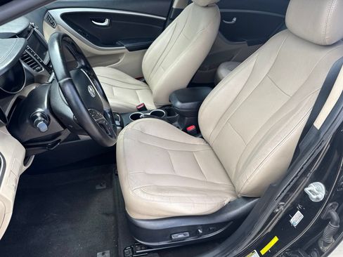 Used 2013 Hyundai Elantra GT w/ Style Pkg FWD image 14